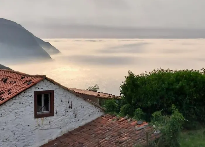 The Cliffs - Piccola *