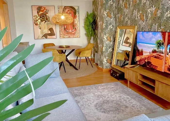 The Cliffs - Piccola