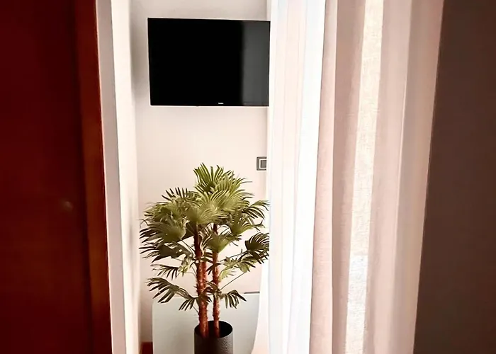 The Cliffs - Piccola